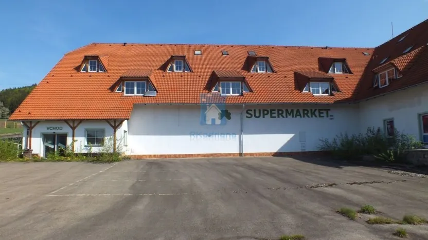 Prodej komerční nemovitosti, Strážný - Řasnice, 39598 m2