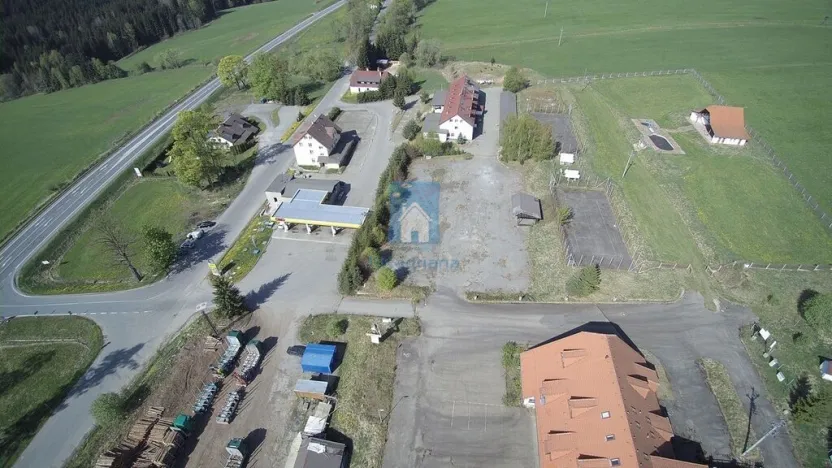 Prodej komerční nemovitosti, Strážný - Řasnice, 39598 m2