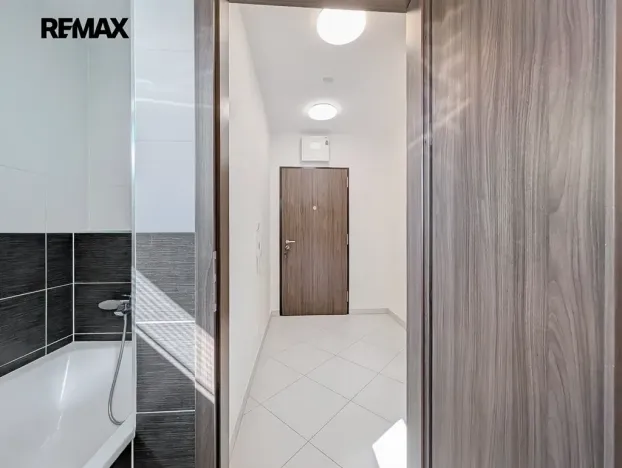 Prodej bytu 2+kk, Praha - Hlubočepy, Hugo Haase, 55 m2