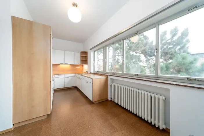Pronájem bytu 2+1, Praha - Dejvice, Na Kodymce, 95 m2