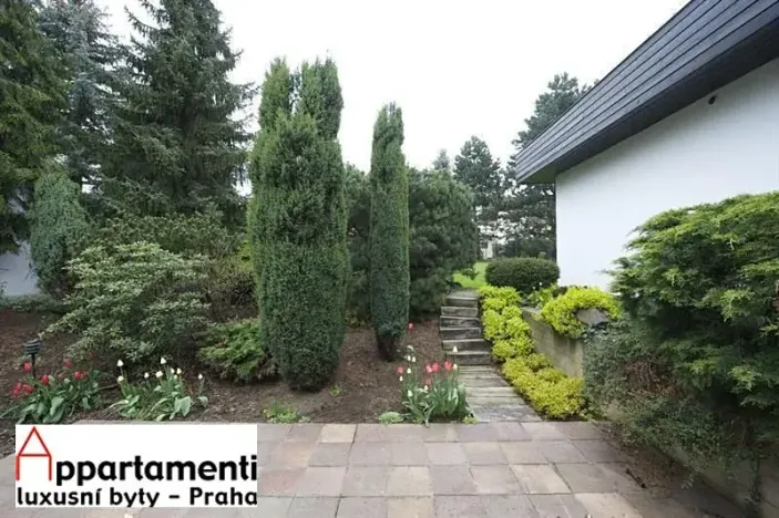 Pronájem rodinného domu, Praha - Kunratice, Ke hrádku, 417 m2