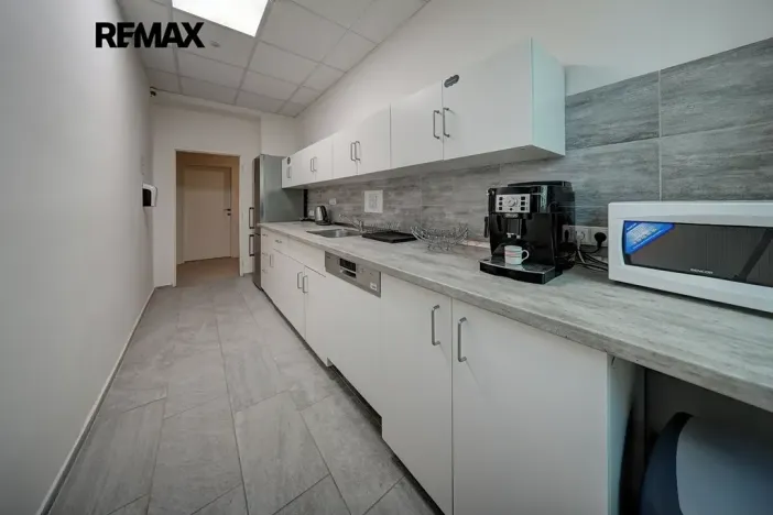 Pronájem kanceláře, Chlumec nad Cidlinou, Rooseveltova, 17 m2