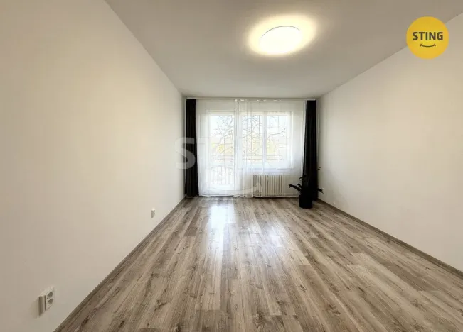 Pronájem bytu 1+kk, Ostrava - Zábřeh, 30 m2