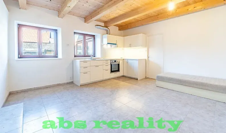 Prodej rodinného domu, Kostomlátky, 220 m2