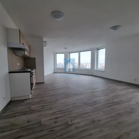 Pronájem bytu 2+kk, Plzeň, Železniční, 83 m2