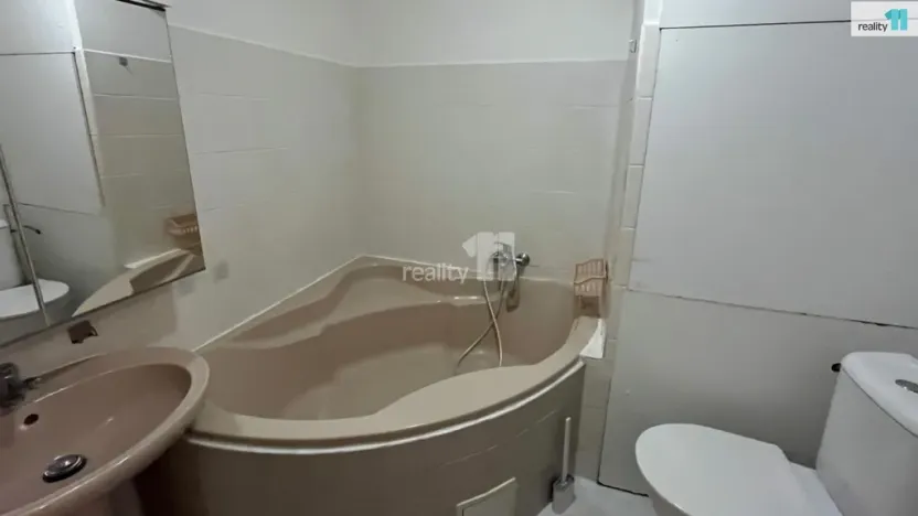 Pronájem bytu 2+kk, Praha - Žižkov, Roháčova, 44 m2