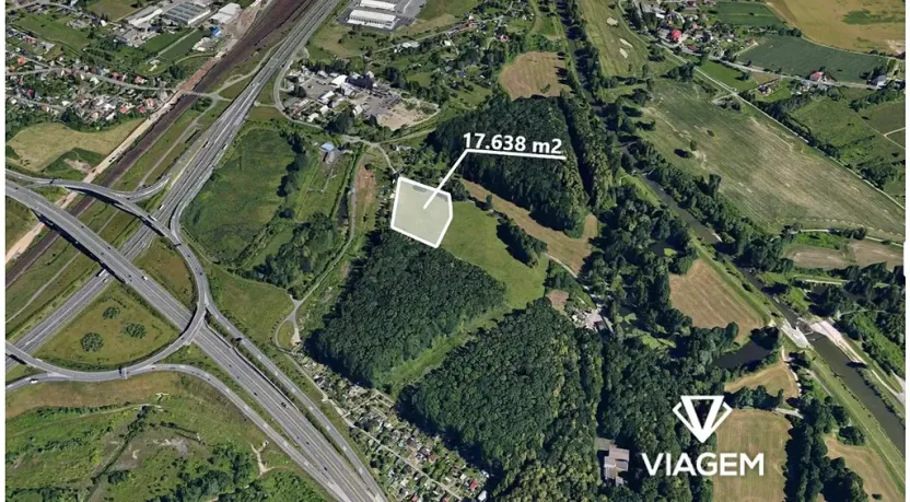 Prodej podílu pole, Ostrava, 8300 m2