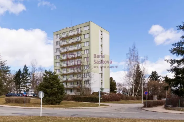 Pronájem bytu 1+kk, Jindřichův Hradec - Jindřichův Hradec III, sídliště Vajgar, 16 m2