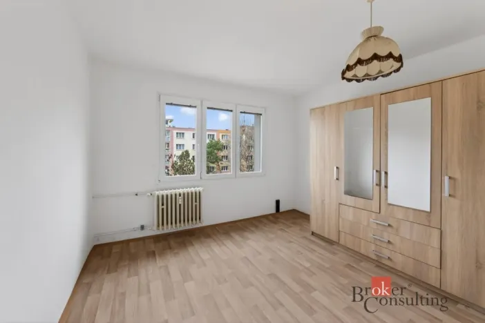 Prodej bytu 3+1, Plzeň - Doubravka, Družby, 63 m2