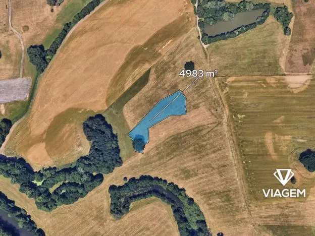 Prodej podílu pole, Hradec Králové, 622 m2