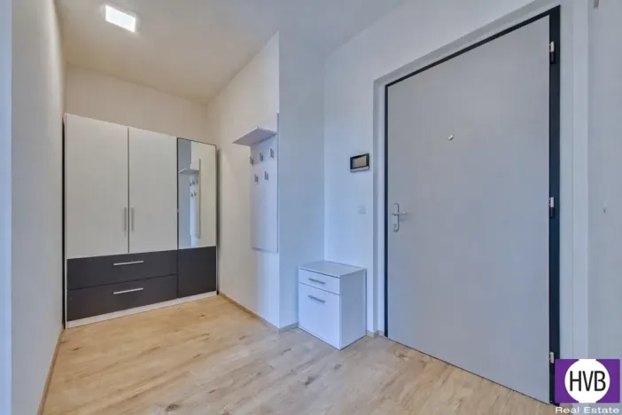 Pronájem bytu 1+kk, Praha, Jurkovičova, 47 m2