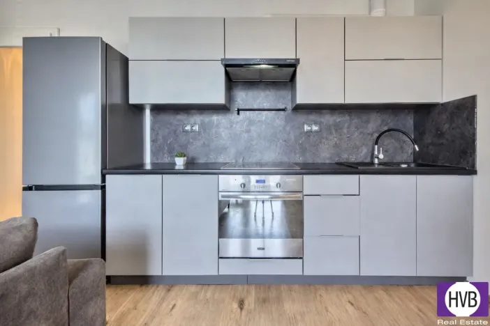 Pronájem bytu 1+kk, Praha, Jurkovičova, 47 m2