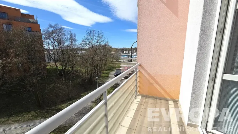 Pronájem bytu 1+kk, Pardubice - Studánka, Pod Studánkou, 32 m2