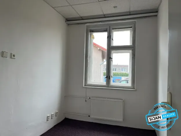Pronájem kanceláře, Hlučín, Rovniny, 130 m2