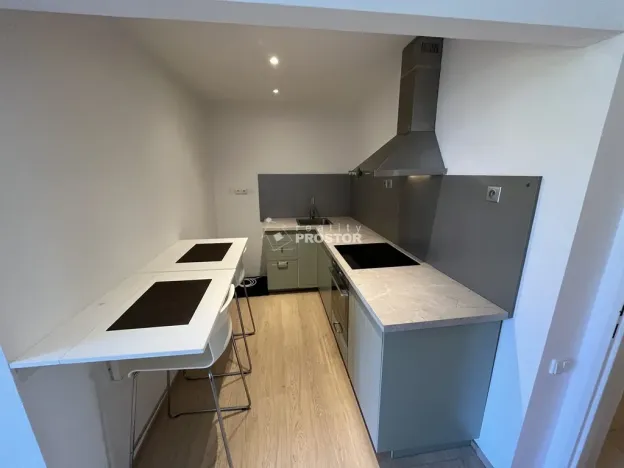 Pronájem bytu 2+kk, Praha - Smíchov, Na Václavce, 39 m2