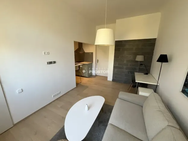 Pronájem bytu 2+kk, Praha - Smíchov, Na Václavce, 39 m2