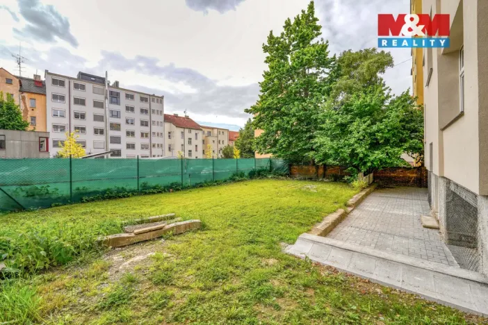 Pronájem bytu 2+kk, Plzeň - Jižní Předměstí, Klatovská třída, 68 m2