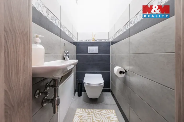 Prodej bytu 3+kk, Chýnov, Slunečný vrch, 80 m2