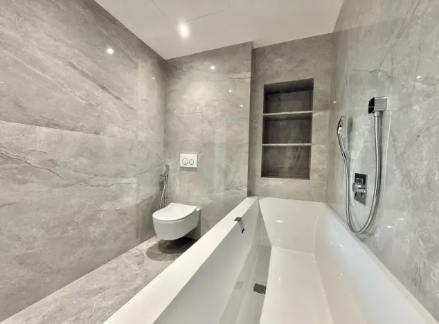 Prodej bytu 4+kk, Praha - Holyně, náměstí Pod lípou, 127 m2