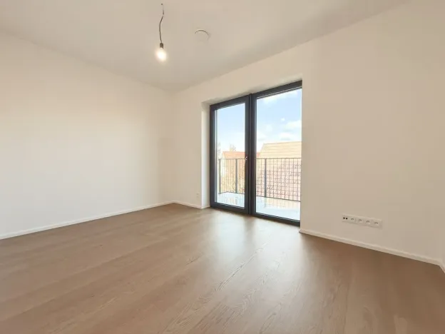 Prodej bytu 4+kk, Praha - Holyně, náměstí Pod lípou, 127 m2