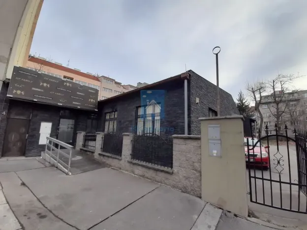 Pronájem kanceláře, Praha, Bohuslava ze Švamberka, 70 m2