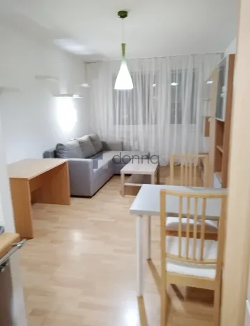 Pronájem bytu 2+kk, Praha, Bazovského, 45 m2