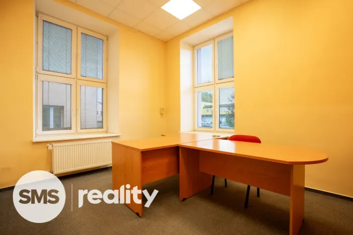 Pronájem kanceláře, Krnov, Revoluční, 36 m2