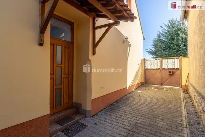 Prodej rodinného domu, Dobrovíz, Pražská, 115 m2