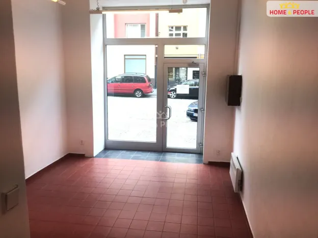 Pronájem obchodního prostoru, Praha - Žižkov, Biskupcova, 32 m2