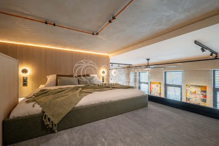 Pronájem bytu 1+kk, Praha - Holešovice, Tusarova, 53 m2