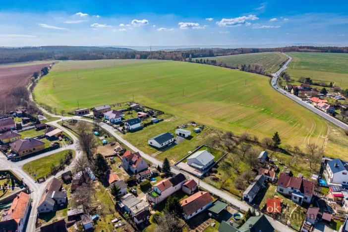 Prodej pozemku pro bydlení, Výrov - Hadačka, 787 m2