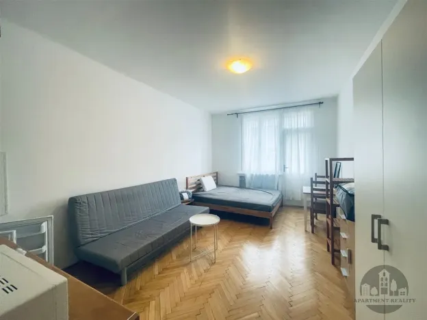 Pronájem bytu 1+kk, Praha - Karlín, Křižíkova, 30 m2