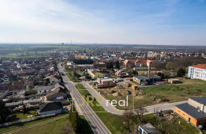 Prodej rodinného domu, Hrušovany nad Jevišovkou, 216 m2