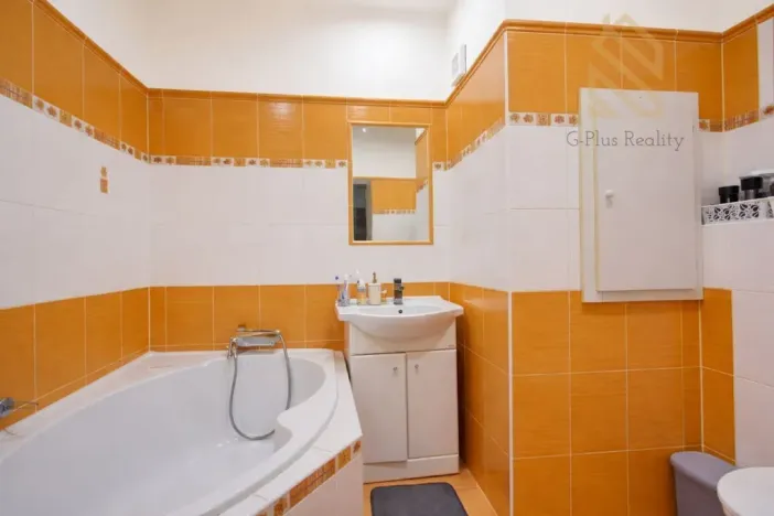 Prodej bytu 3+1, Děčín - Děčín VI-Letná, J. z Poděbrad, 59 m2