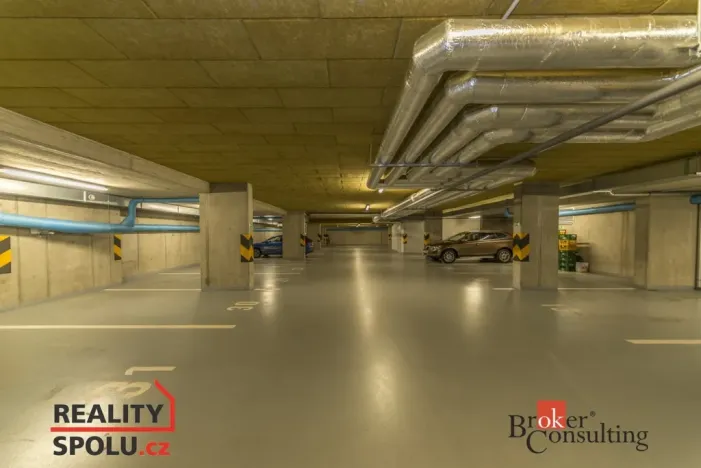 Pronájem bytu 1+kk, Praha - Modřany, K Vystrkovu, 36 m2