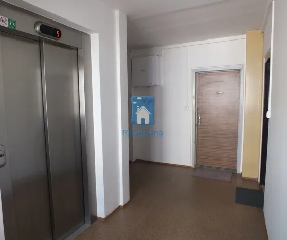 Pronájem bytu 2+kk, Praha, Zrzavého, 45 m2