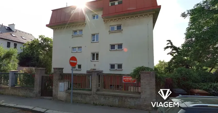 Prodej podílu pole, Praha - Dejvice, 81 m2