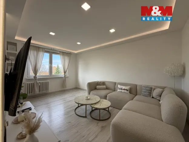 Pronájem bytu 2+1, Karviná - Mizerov, tř. Těreškovové, 55 m2