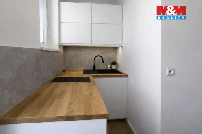 Pronájem bytu 1+1, Havířov - Podlesí, Kosmonautů, 30 m2