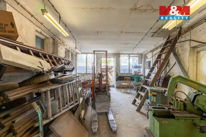 Prodej výrobních prostor, Bedihošť, Komenského, 180 m2