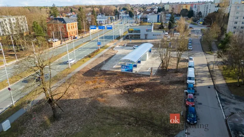 Pronájem komerčního pozemku, Hradec Králové, 542 m2