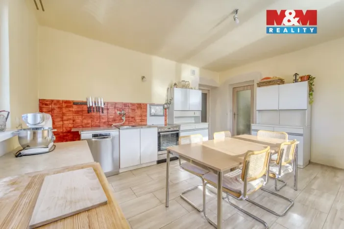 Prodej rodinného domu, Maňovice, 230 m2