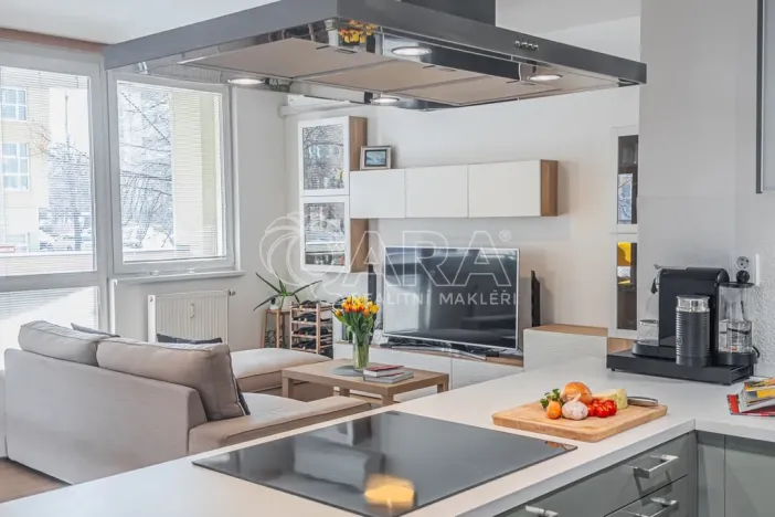 Prodej bytu 3+kk, Praha - Hlubočepy, Voskovcova, 88 m2