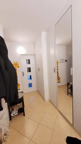 Pronájem bytu 2+kk, Praha - Hostivař, Kozmíkova, 46 m2