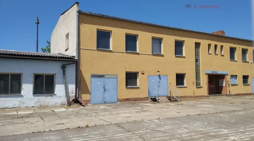 Prodej skladu, Staré Město, náměstí Hrdinů, 1602 m2