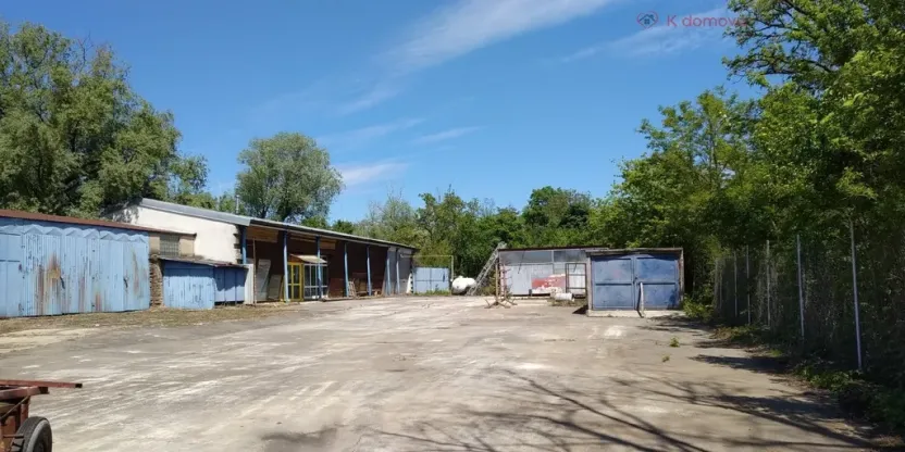 Prodej skladu, Staré Město, náměstí Hrdinů, 1602 m2