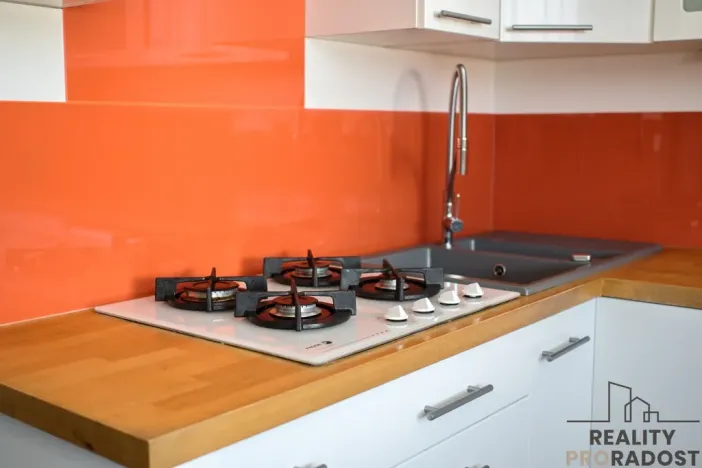 Prodej bytu 4+1, Ostrava - Poruba, náměstí Antonie Bejdové, 85 m2