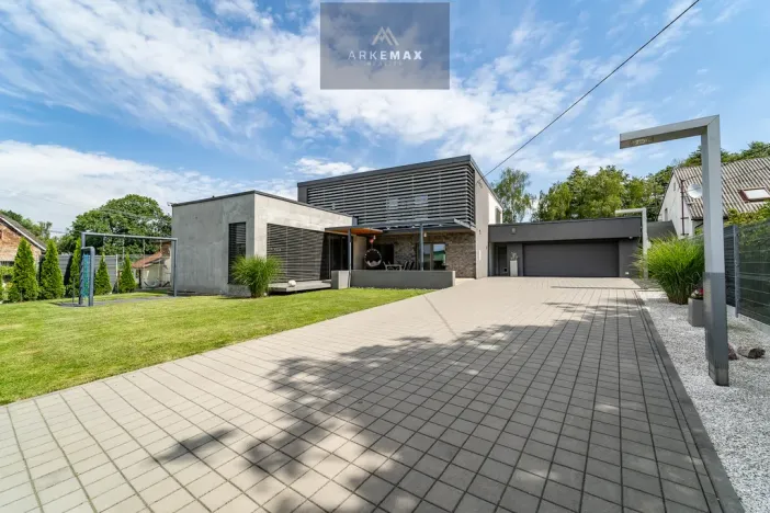 Prodej rodinného domu, Žabeň, 410 m2