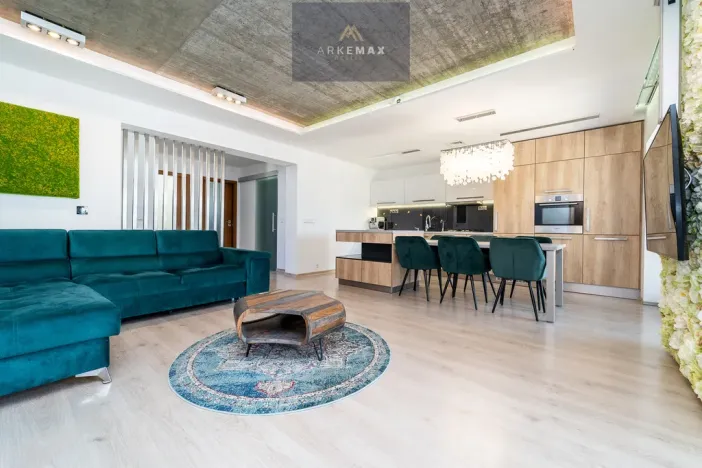 Prodej rodinného domu, Žabeň, 410 m2