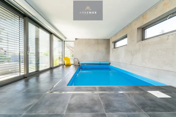 Prodej rodinného domu, Žabeň, 410 m2